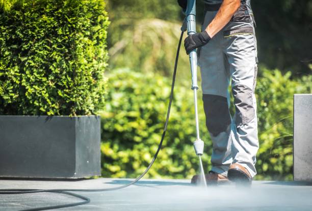 Best Pool Deck Cleaning  in Anahuac, TX